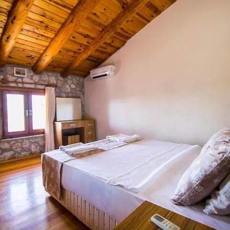 Kilim Yaka Village * Kayacık