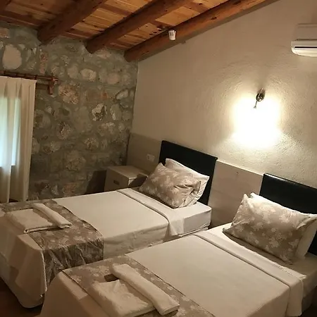 Kilim Yaka Village * Kayacık